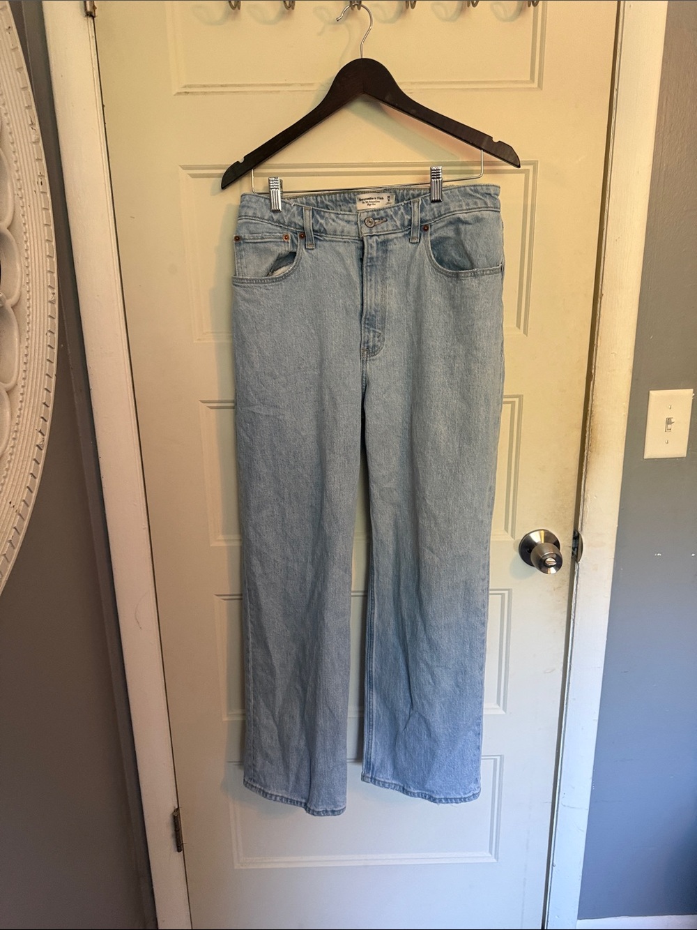 Abercrombie & Fitch Light Blue Wide-Leg Jeans